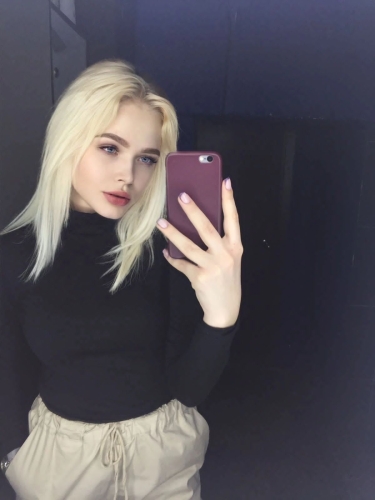 Проститутка Питера Анжелика Блондинка c 2 размером груди у метро Обухово Санкт-Петербург Фото-2